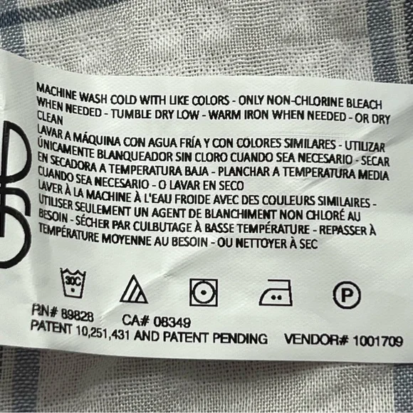 Gloria Vanderbilt Women's V-Neck, Short Sleeve High-Low Hem, Work Blouse Top NWT - Picture 4 of 7